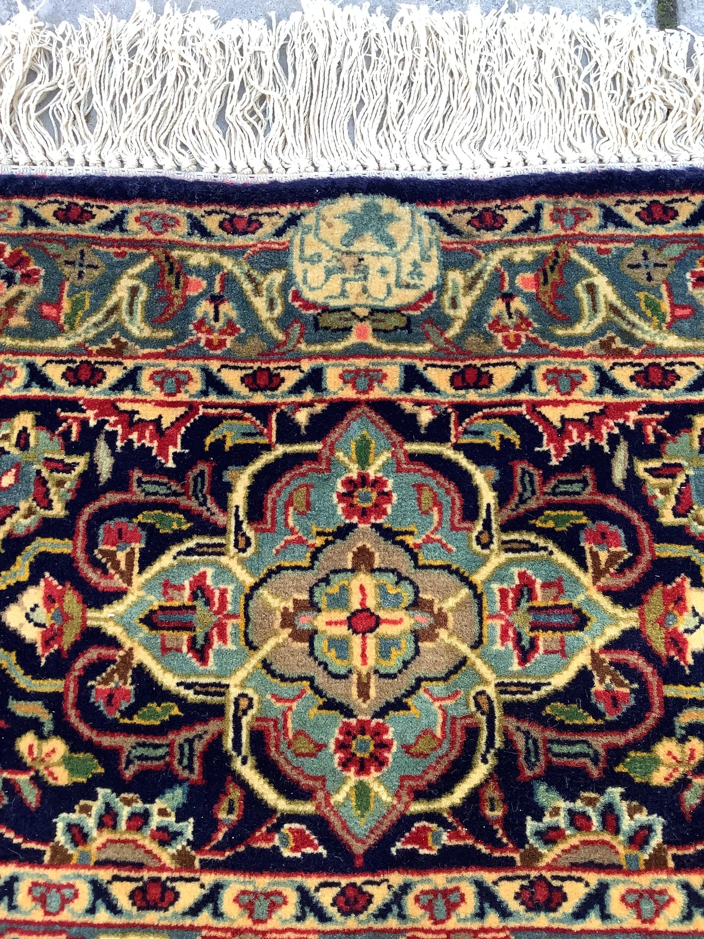 SHEIKH SAFI VINTAGE RUG