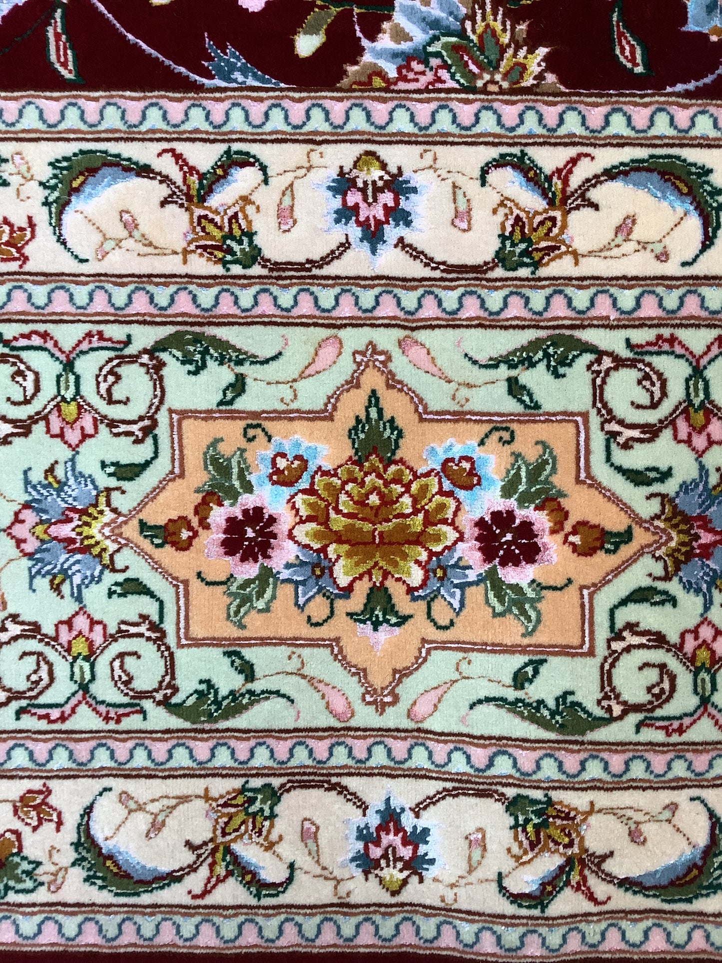 SHAHSAVARPOOR ON SILK