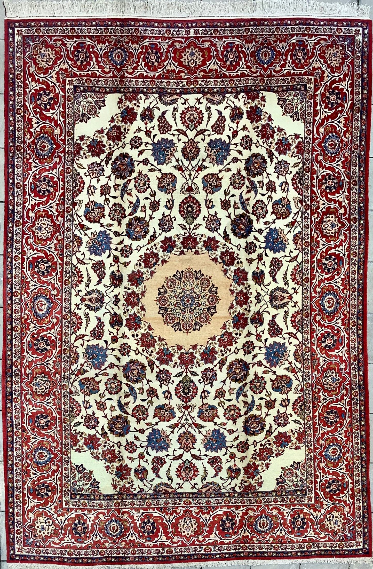 XXL LUXURY ANTIQUE ISFAHAN