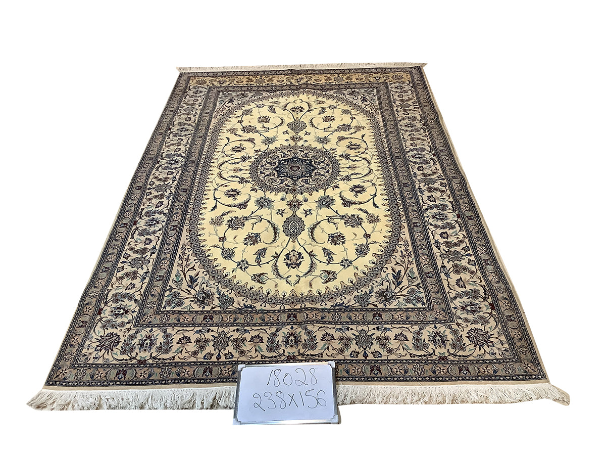 FINE IVORY RUG