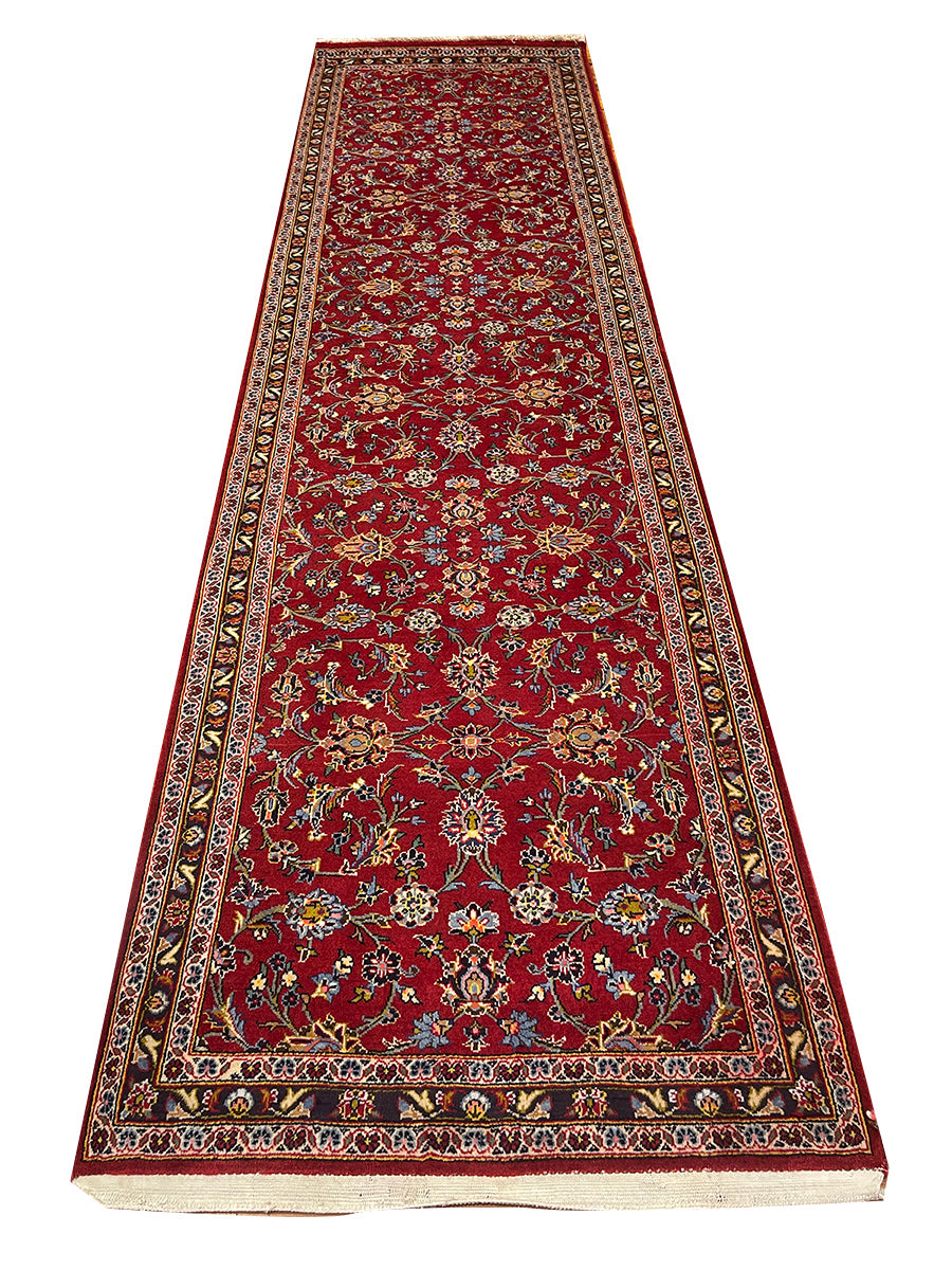 ARABESQUE RED RUNNER