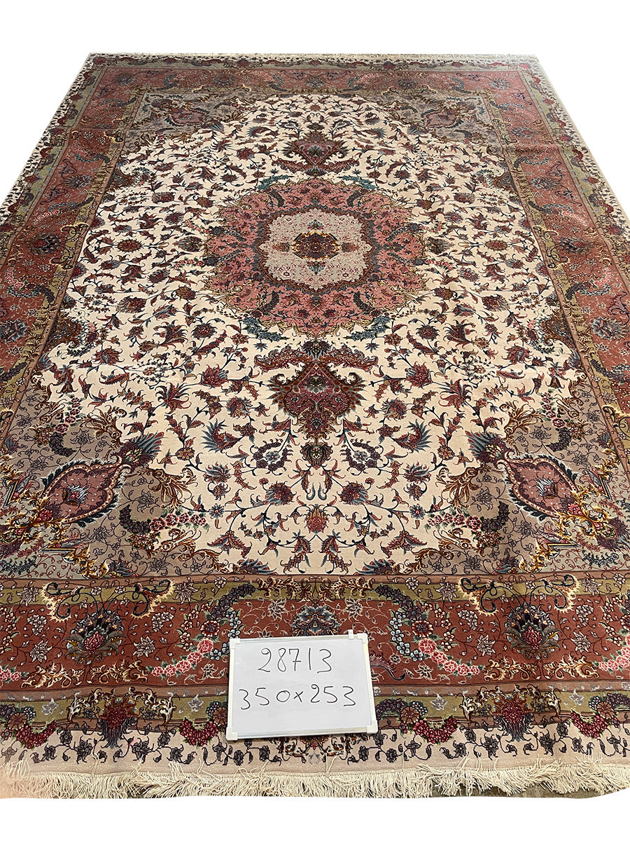 BENAM CARPET WITH SILK